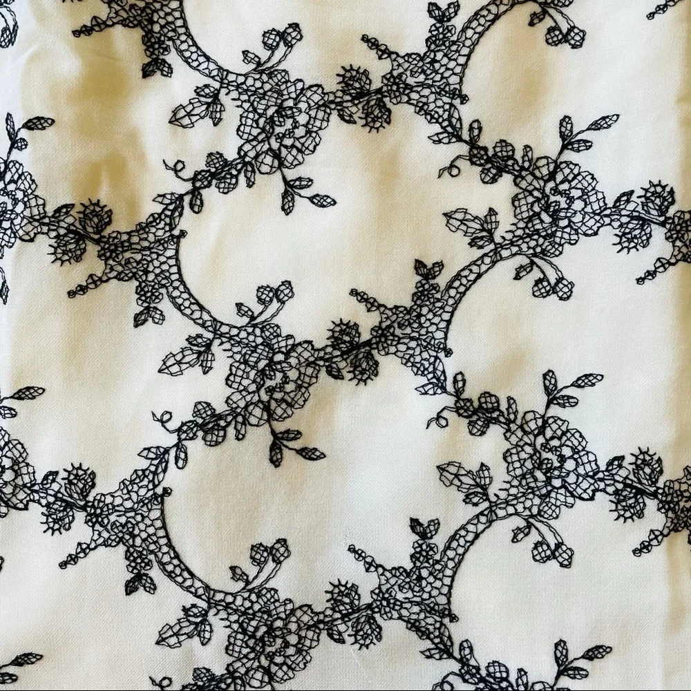 Ann Taylor Skirt 12 NWOT Wool Silk Embroidered Floral Lace Midi White Black